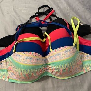 Set of 4 VS bandeau bikini tops